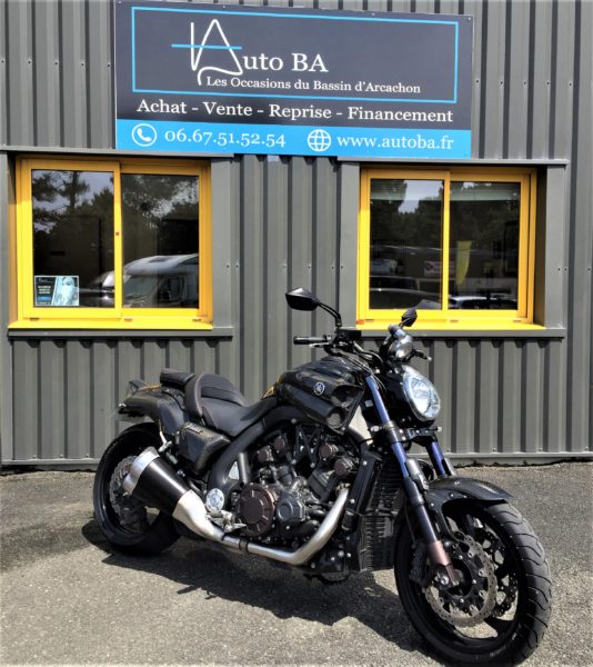 Yamaha V-MAX 1700 FULL CARBON 14 000 kms