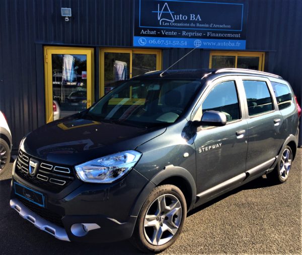 Dacia LODGY 1.2 TCE 115cv  » STEPWAY  » 7 Places Attelage GPS Entretien Complet