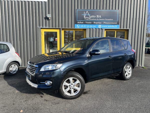 Toyota RAV4 150cv BVA AWD Life Edition Attelage