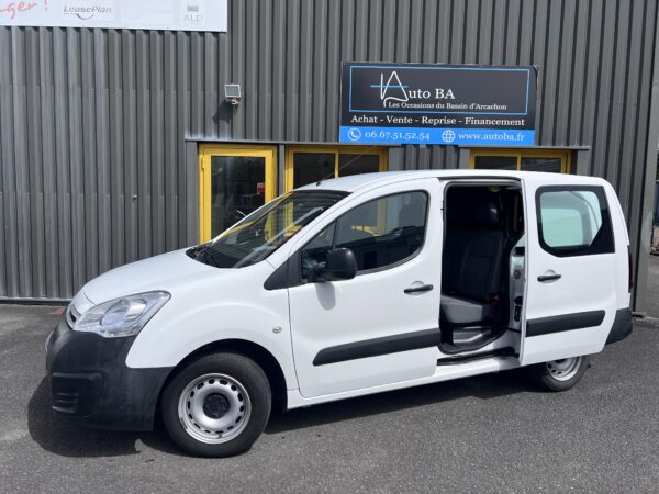 14 100 HT – Citroen Berlingo Hdi 100 XL Cabine Appro 5 Places – Double porte latérale