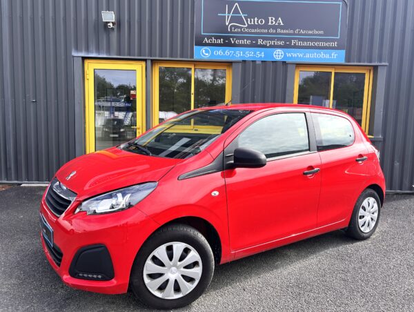 Peugeot 108 1.0l VTI 72cv LIKE S&S avec 5 300 kms Seulement